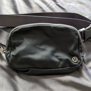 Lululemon Everywhere Belt Bag Original